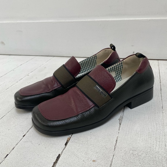 Vintage MIU MIU loafers in dark brown/red size US 9 - Picture 1 of 4